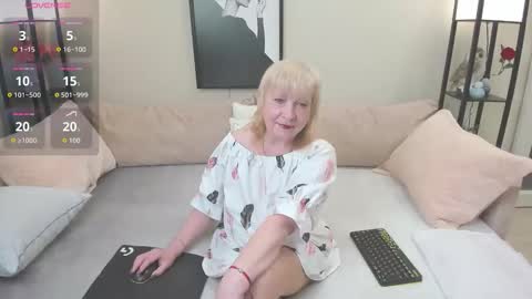 wanessaraso online show from October 2025 02:27:01 PM