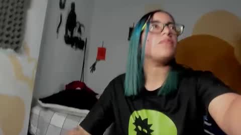 Waningrose  Lu online show from December 2024 04:14:02 PM