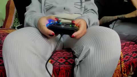 Waningrose  Lu online show from February 2025 02:35:01 AM