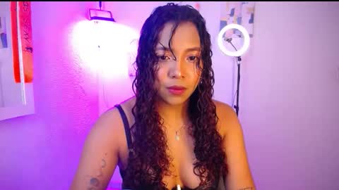 Snapshot of warisgoddes chatting on April 2026 12:47:02 PM EMILY online show from April 2026 12:47:02 PM