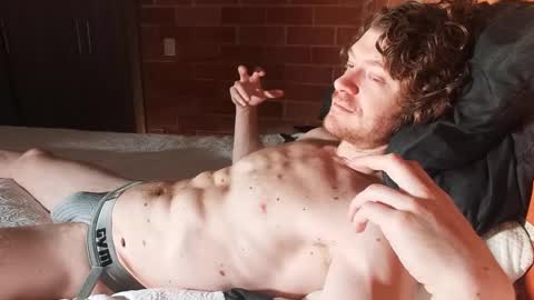 Snapshot of warrenkener chatting on February 2026 03:58:01 AM Warren Kener online show from February 2026 03:58:01 AM