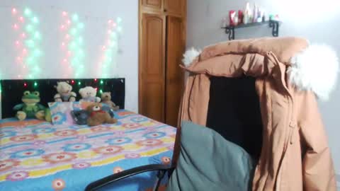 warrior_xena online show from February 2025 07:13:01 PM