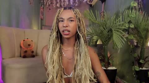 Snapshot of wayuu_goddess chatting on January 2025 03:39:02 PM Wayuu Goddess 3 online show from January 2025 03:39:02 PM