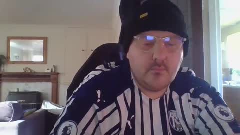 JustMeCoverYou online show from January 2025 01:13:01 PM