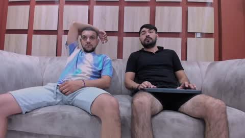 Jhonny Dick  his neighbors. online show from December 2024 01:33:01 PM