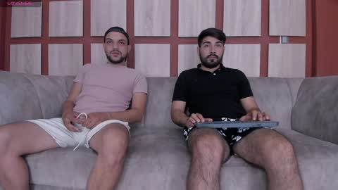 Jhonny Dick  his neighbors. online show from December 2024 01:39:01 PM