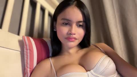 Snapshot of webcammaggie chatting on January 2026 04:59:02 AM Maggie online show from January 2026 04:59:02 AM