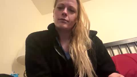 Snapshot of webcumcouple chatting on May 2026 10:15:02 PM HayleyJay online show from May 2026 10:15:02 PM