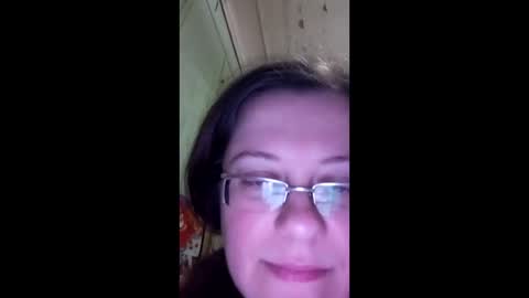 Snapshot of webgirl2 chatting on December 2024 05:44:01 PM Marina online show from December 2024 05:44:01 PM