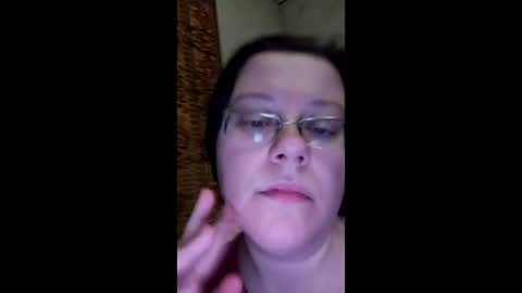 Snapshot of webgirl2 chatting on January 2025 01:03:01 AM Marina online show from January 2025 01:03:01 AM