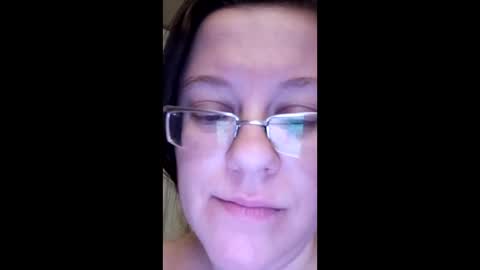 Snapshot of webgirl2 chatting on February 2025 11:04:02 PM Marina online show from February 2025 11:04:02 PM