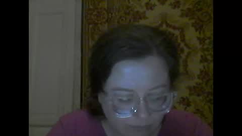Snapshot of webgirl2 chatting on September 2025 08:14:01 PM Marina online show from September 2025 08:14:01 PM