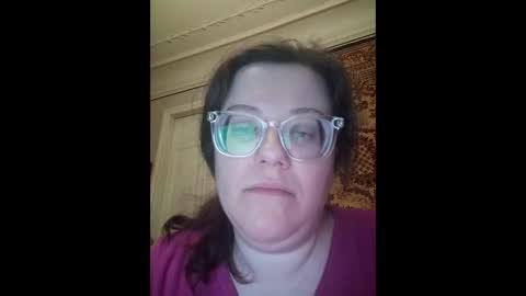 Snapshot of webgirl2 chatting on October 2025 09:24:01 PM Marina online show from October 2025 09:24:01 PM