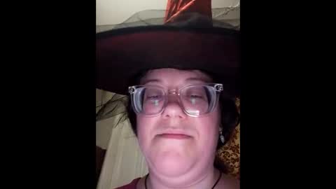 Snapshot of webgirl2 chatting on October 2025 11:06:02 PM Marina online show from October 2025 11:06:02 PM