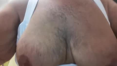 Snapshot of weedo984 chatting on December 2025 09:23:02 PM Tittyboy984 online show from December 2025 09:23:02 PM