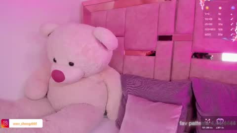 Snapshot of ween_sheng_ chatting on February 2026 05:44:02 PM Wennsheng online show from February 2026 05:44:02 PM