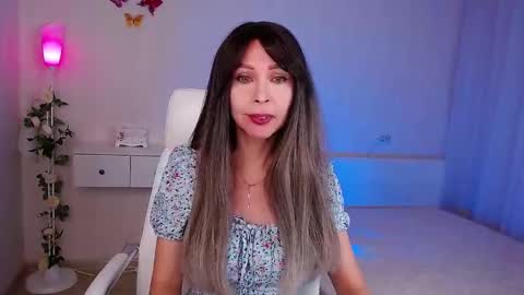 Snapshot of wendifoster chatting on December 2025 07:21:01 PM Wendi Foster online show from December 2025 07:21:01 PM
