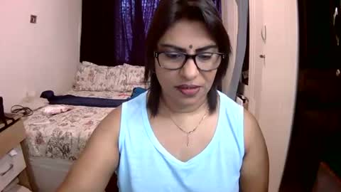 Snapshot of wetindian1971 chatting on February 2026 06:17:01 AM kavita online show from February 2026 06:17:01 AM