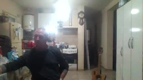 wg_colbert_noir online show from February 2025 10:25:01 PM