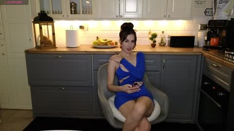 Snapshot of whats_her_name chatting on January 2025 10:14:02 AM Victoria Maria online show from January 2025 10:14:02 AM