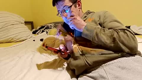 Snapshot of whatwouldyouliketosee chatting on December 2024 10:25:01 PM stoffy online show from December 2024 10:25:01 PM