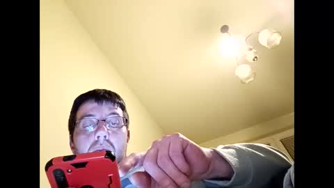 Snapshot of whatwouldyouliketosee chatting on January 2025 06:59:02 PM stoffy online show from January 2025 06:59:02 PM