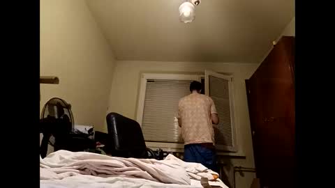 Snapshot of whatwouldyouliketosee chatting on January 2025 02:46:01 AM stoffy online show from January 2025 02:46:01 AM