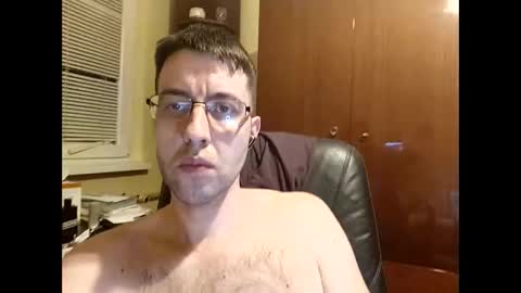 Snapshot of whatwouldyouliketosee chatting on March 2025 09:03:01 PM stoffy online show from March 2025 09:03:01 PM