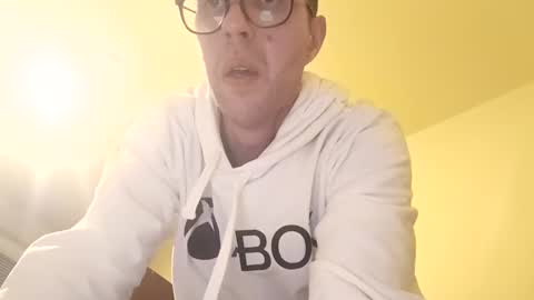 Snapshot of whatwouldyouliketosee chatting on November 2025 05:02:02 AM stoffy online show from November 2025 05:02:02 AM