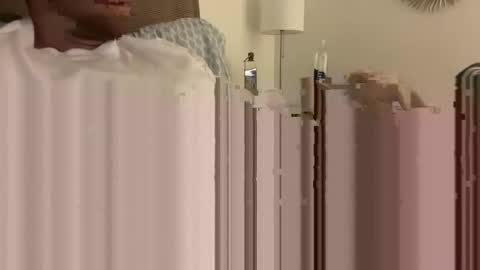 whatyouwantxox online show from November 2025 04:01:02 AM