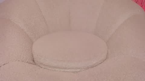 Sara  online show from December 2024 02:00:01 PM