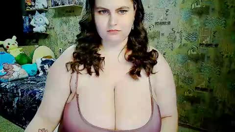 Snapshot of whisperinthedarkk chatting on November 2025 08:42:02 PM whisperinthedarkk online show from November 2025 08:42:02 PM