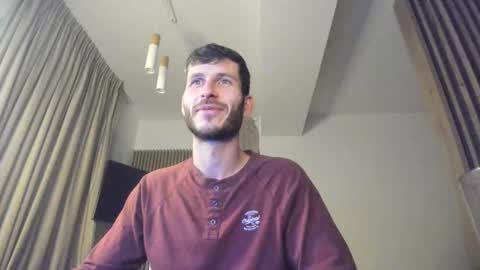 Michael online show from November 2025 06:10:02 PM