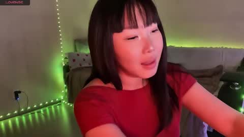 Snapshot of whispersofdarsy chatting on March 2026 06:04:02 PM whispersofdarsy online show from March 2026 06:04:02 PM