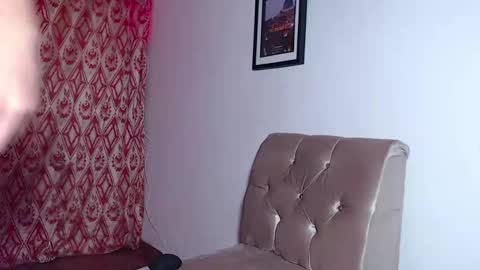 white boy online show from February 2025 05:19:02 AM