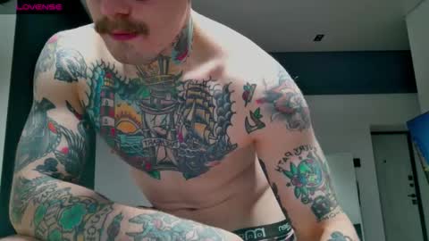 Max online show from October 2025 02:48:02 AM