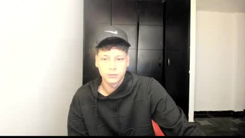 Snapshot of white_master444 chatting on July 2026 05:31:02 AM white online show from July 2026 05:31:02 AM