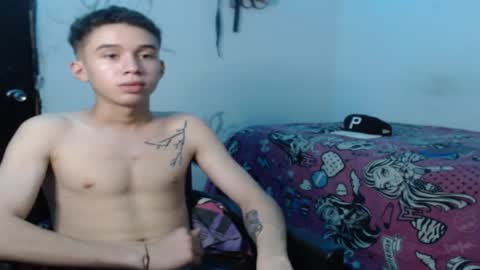 Snapshot of whiteboy69902 chatting on October 2025 05:44:02 PM whiteboy69902 online show from October 2025 05:44:02 PM