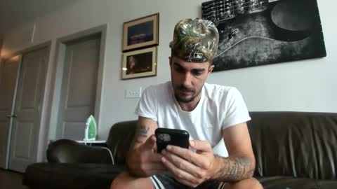 Snapshot of whitechocalate91 chatting on October 2025 06:15:02 PM just  str8 stud nut  1000 online show from October 2025 06:15:02 PM