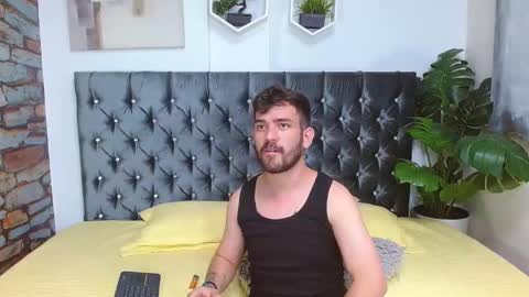 Dylan white online show from February 2025 06:01:02 PM