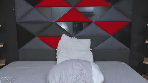 Dylan white online show from March 2025 01:00:02 AM