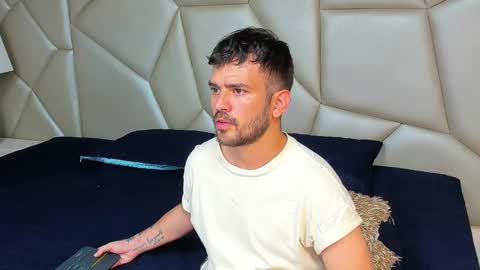 Dylan white online show from March 2025 09:04:01 PM