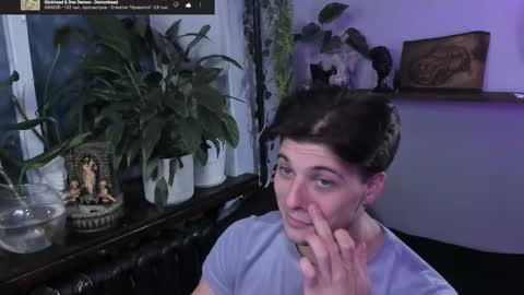 Gus online show from September 2025 08:46:01 PM