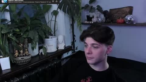 Gus online show from November 2025 08:46:02 PM