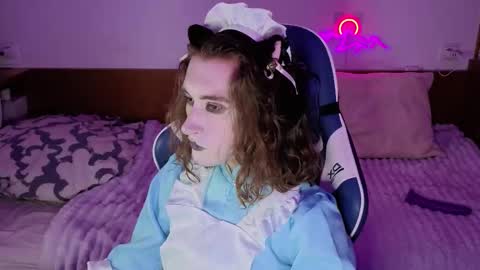 Yuuta online show from September 2025 03:45:01 PM