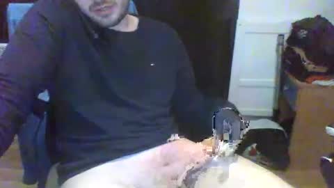 whitesyrup600 online show from November 2025 01:55:02 PM