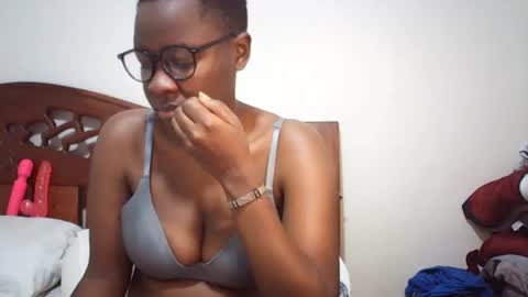 Snapshot of whitney_ly chatting on August 2026 06:27:01 AM whitney_ly online show from August 2026 06:27:01 AM