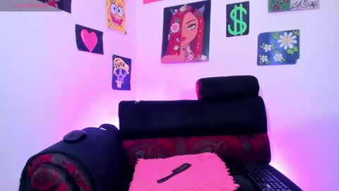 Snapshot of whiz_masha chatting on May 2026 03:11:01 PM TAMMY online show from May 2026 03:11:01 PM