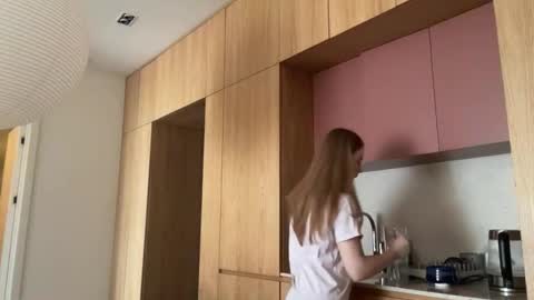 Alisa online show from September 2025 07:32:02 AM