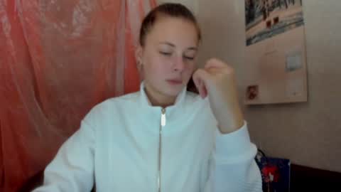 Snapshot of why_again_me chatting on December 2024 12:14:02 AM Veronica online show from December 2024 12:14:02 AM